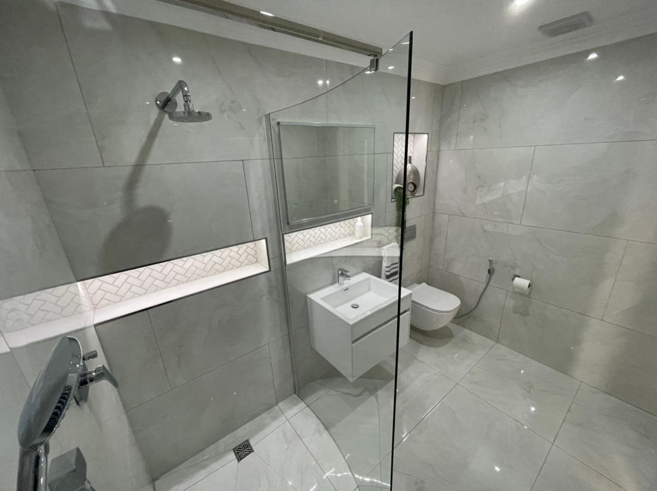 CONSTANTIA, HOUSE completed renovations project view 10