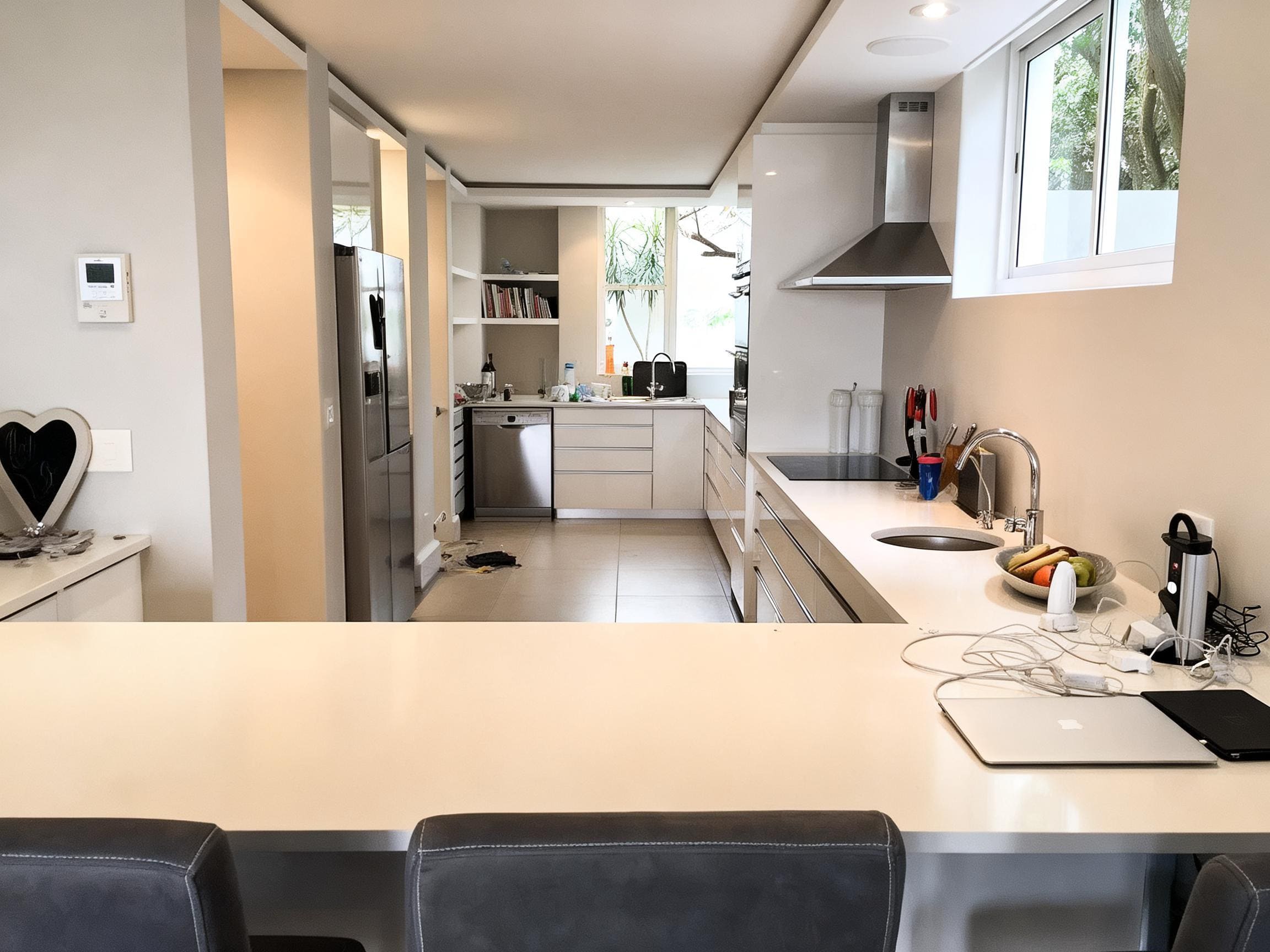 PROJECT 7: MODERN INTERIOR RENOVATION completed renovations project view 8