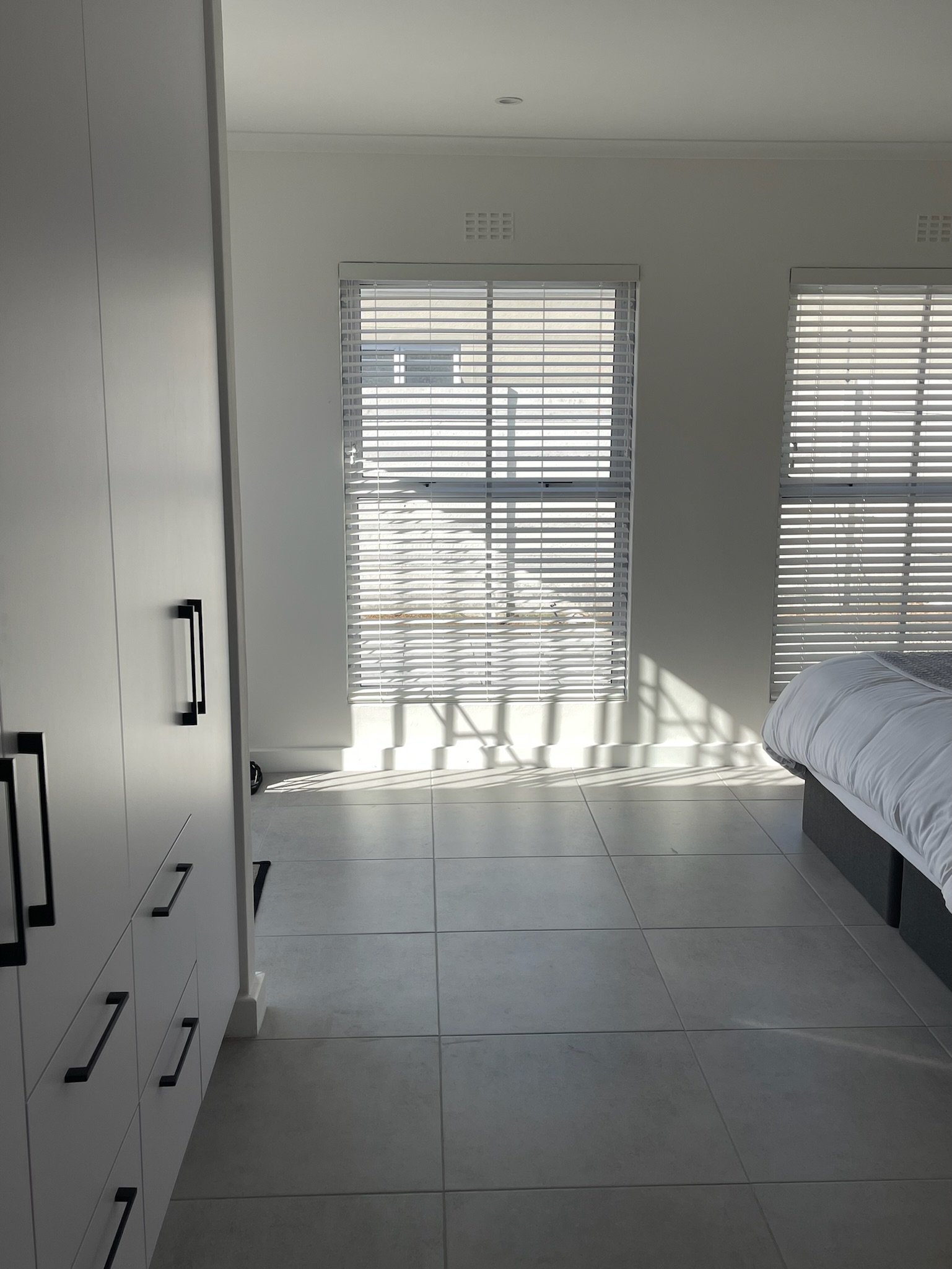 SUNNINGDALE completed renovations project view 12