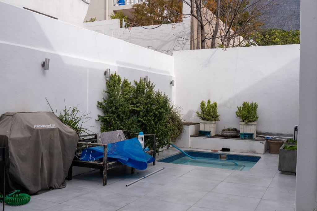 VREDEHOEK: HOME RENOVATION + EXTENSION completed renovations project view 9